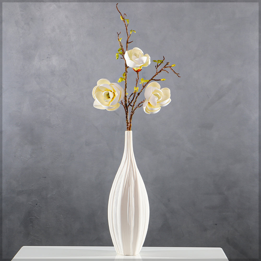 3 heads magnolia stem